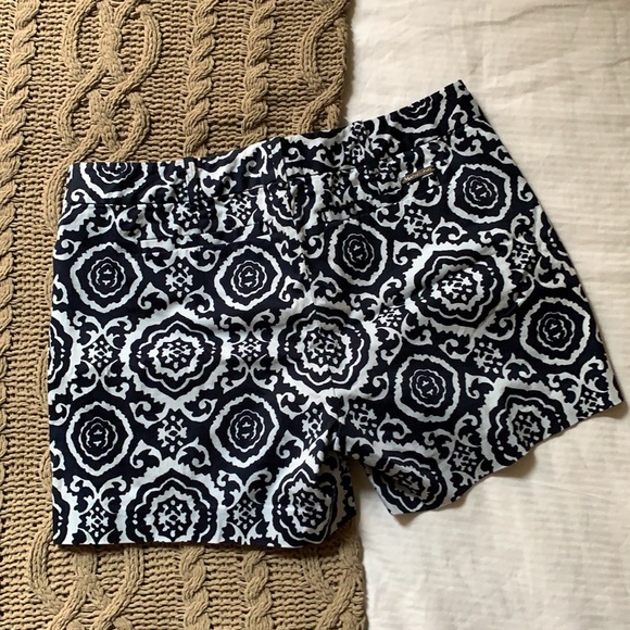 Floral shorts - Picture 4 of 4